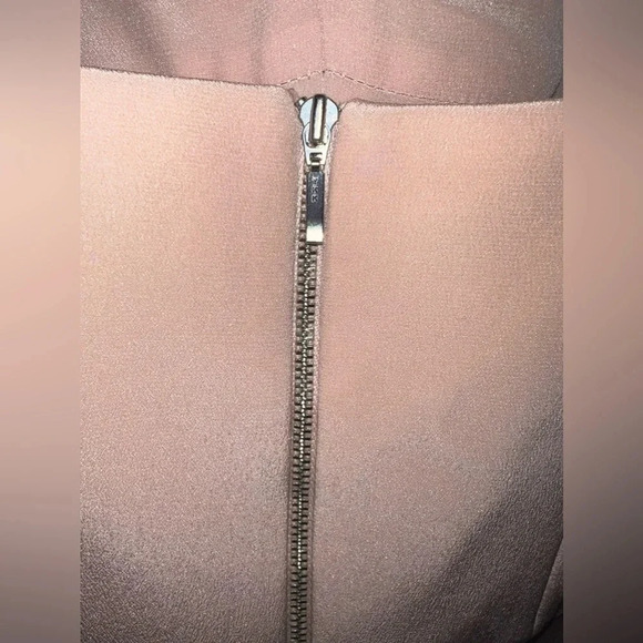 Nicholas 100% Silk Dress size 4 - Picture 6 of 8